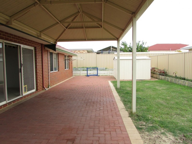 33 Driver Road, Darch WA 6065