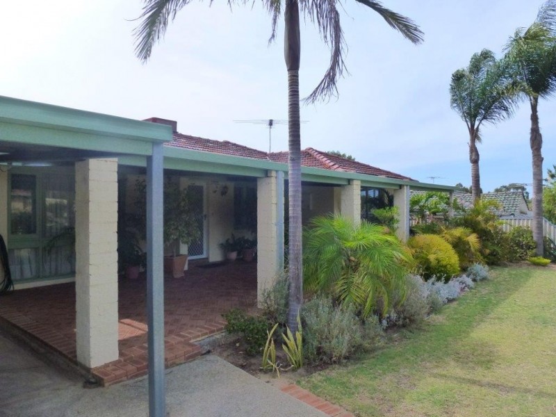 45 Bendix Way, Girrawheen WA 6064