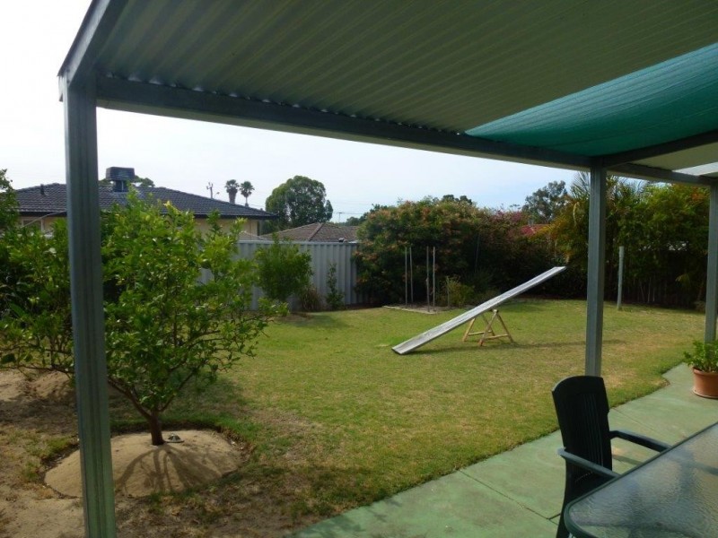 45 Bendix Way, Girrawheen WA 6064