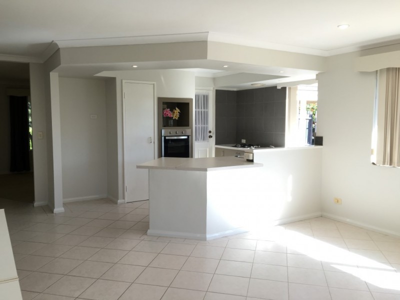 15 Allum Green, Merriwa WA 6030