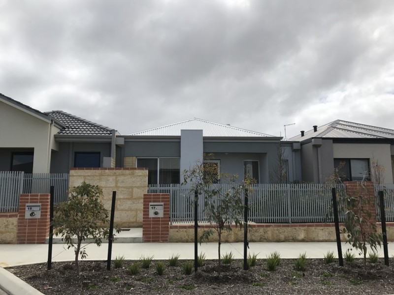 17 Perkins Drive, Clarkson WA 6030