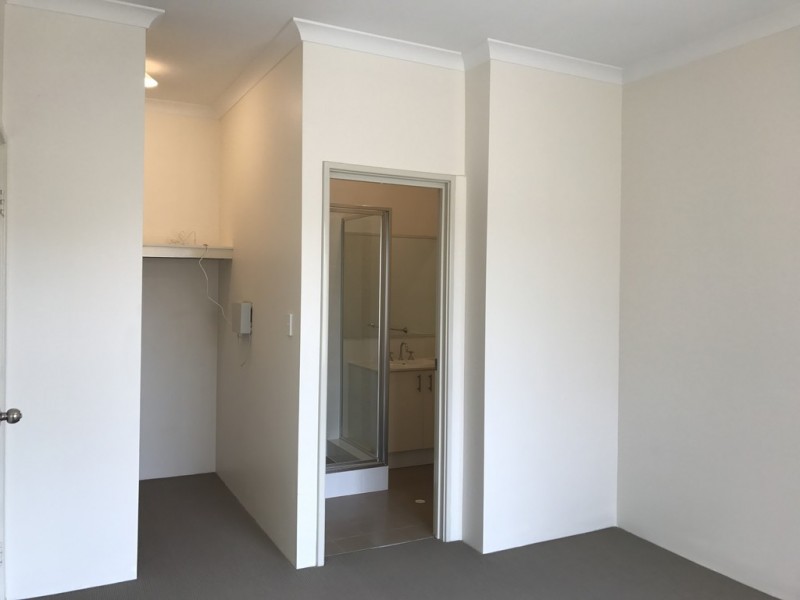 17 Perkins Drive, Clarkson WA 6030