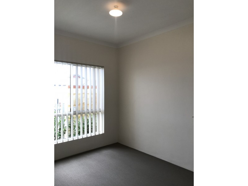 17 Perkins Drive, Clarkson WA 6030