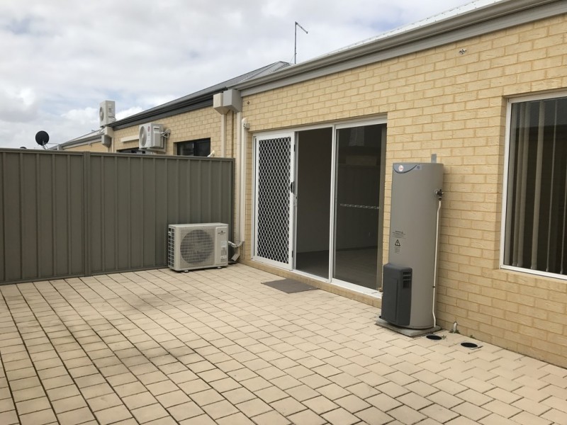 17 Perkins Drive, Clarkson WA 6030