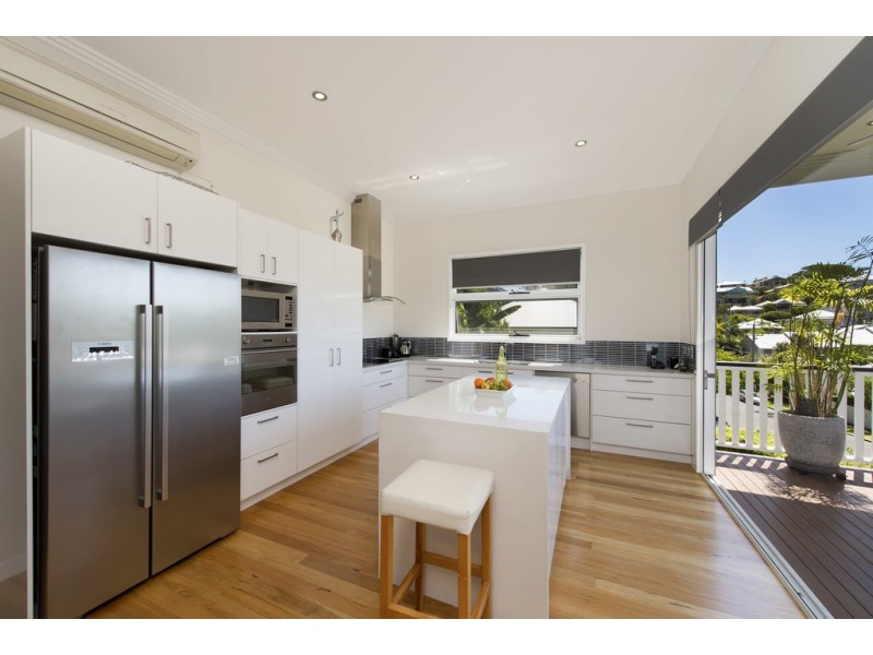 8 Hayward Street, Paddington QLD 4064