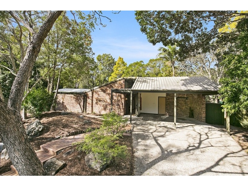 10 Valleybrook St, Kenmore Hills QLD 4069