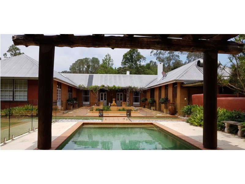 534 Grandview Road, Pullenvale QLD 4069