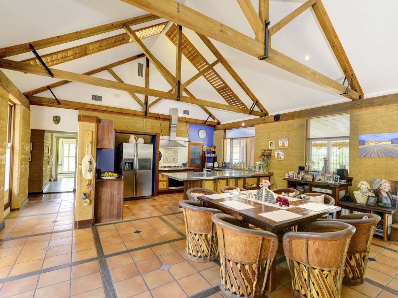 534 Grandview Road, Pullenvale QLD 4069