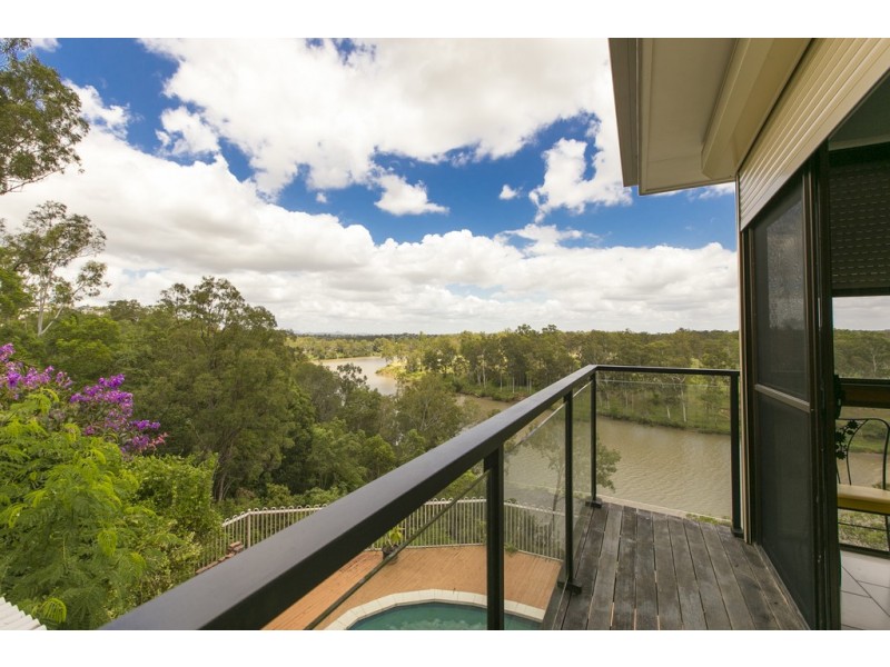 155 Mt Ommaney Drive, Jindalee QLD 4074