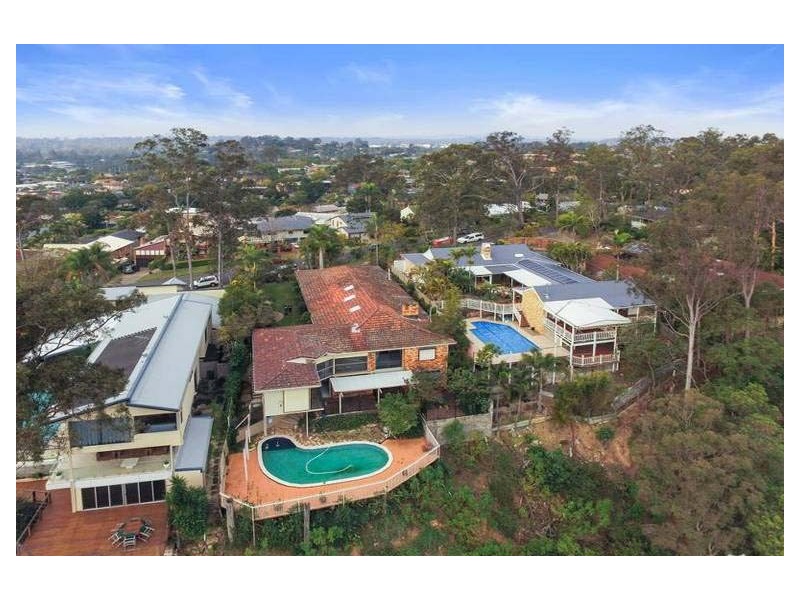 155 Mt Ommaney Drive, Jindalee QLD 4074