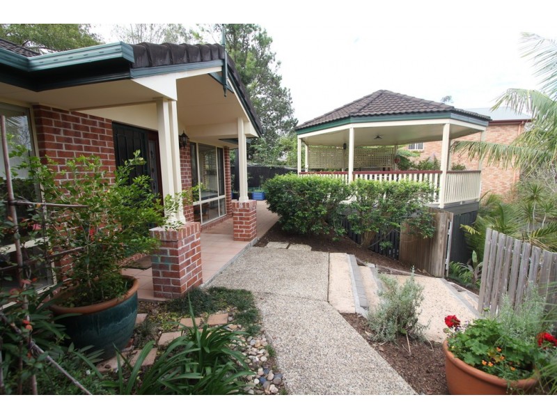 59 McConnell Crescent, Brookfield QLD 4069