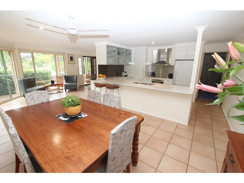 59 McConnell Crescent, Brookfield QLD 4069