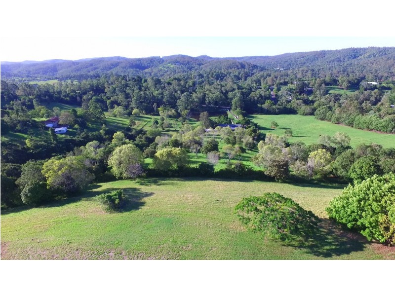 65 McMullen Road, Brookfield QLD 4069