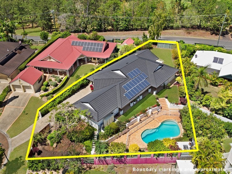 11 Preston Place, Brookfield QLD 4069