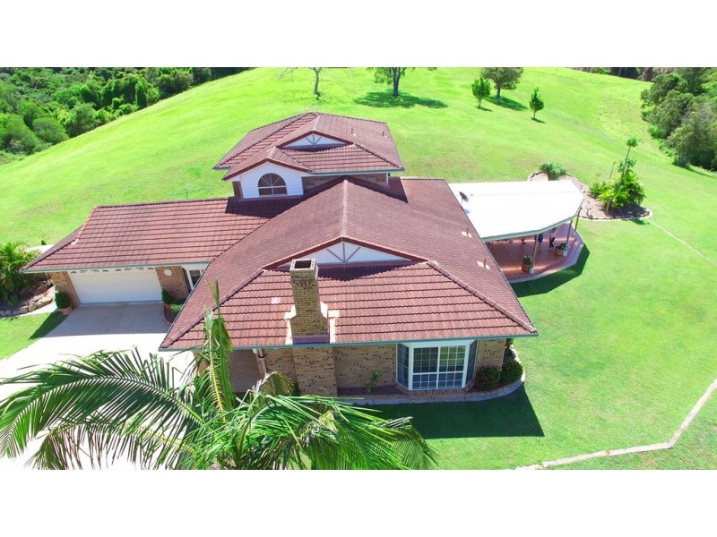 77 McMullen Road, Brookfield QLD 4069