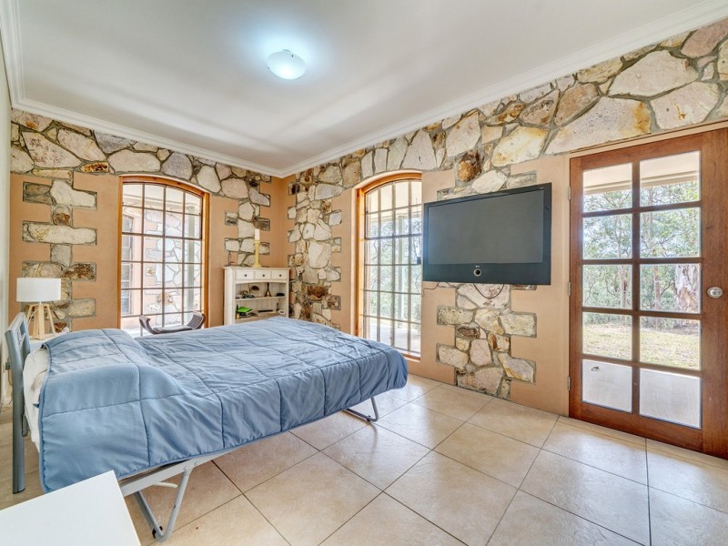 Upper Brookfield QLD 4069