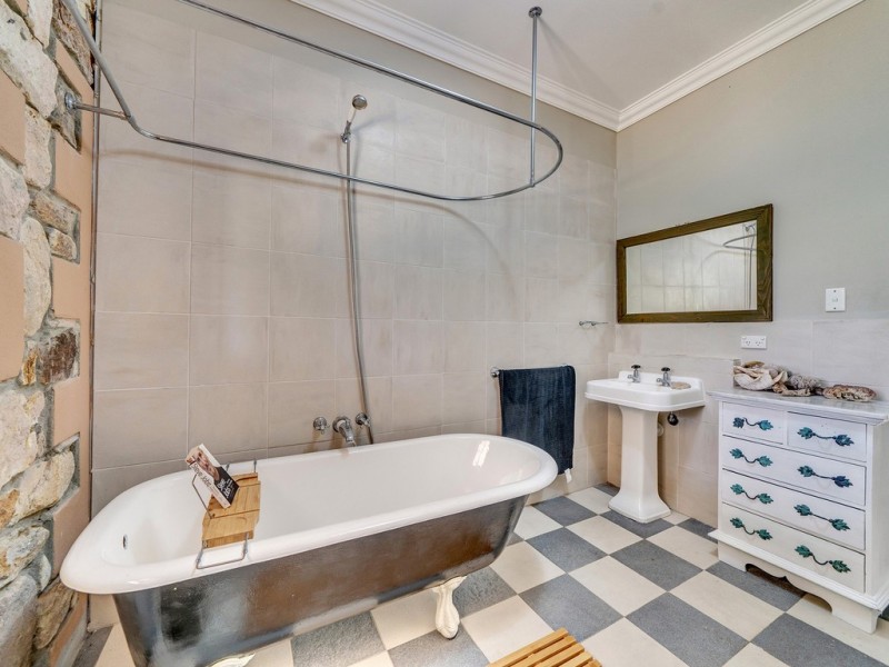 Upper Brookfield QLD 4069