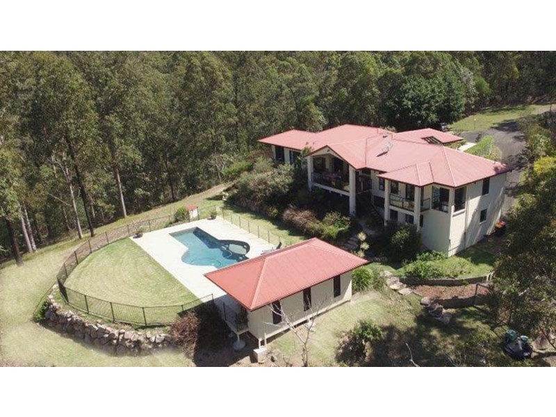 365 Boscombe Road, Brookfield QLD 4069