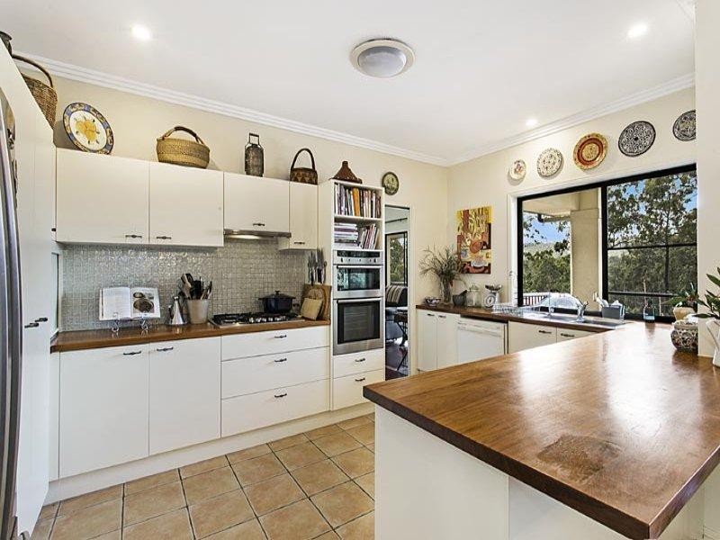 365 Boscombe Road, Brookfield QLD 4069