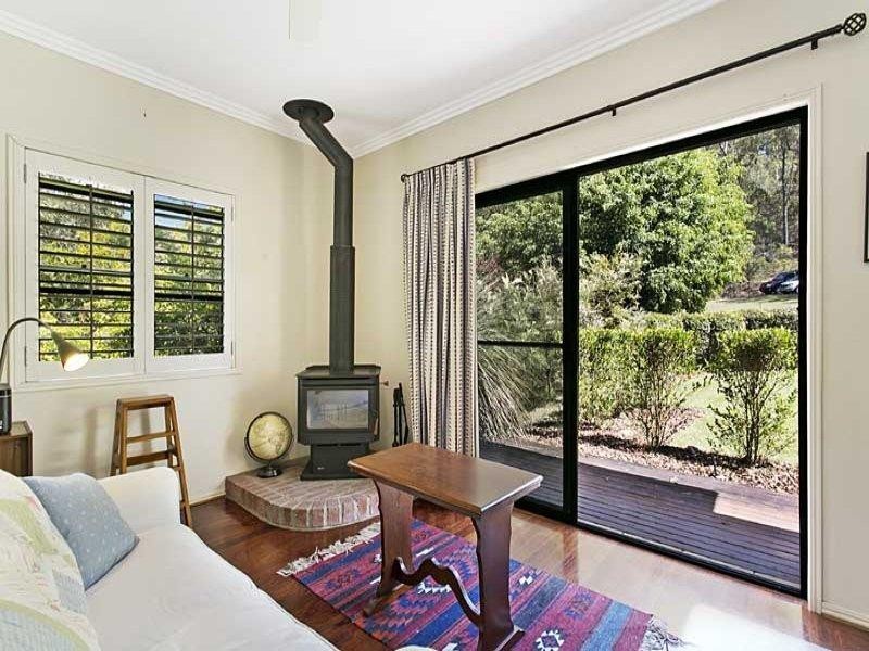 365 Boscombe Road, Brookfield QLD 4069