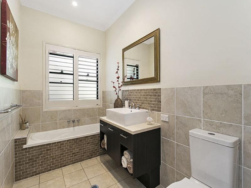 365 Boscombe Road, Brookfield QLD 4069