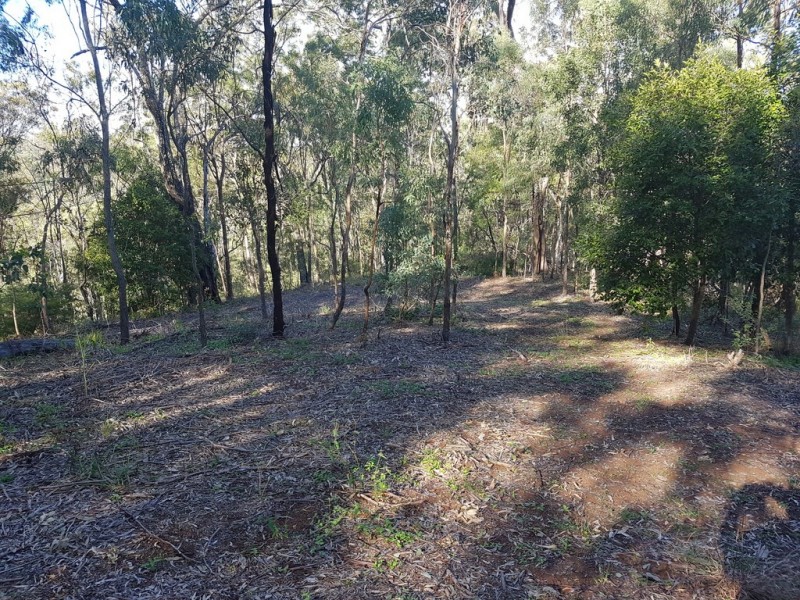 880 Grandview Road, Upper Brookfield QLD 4069