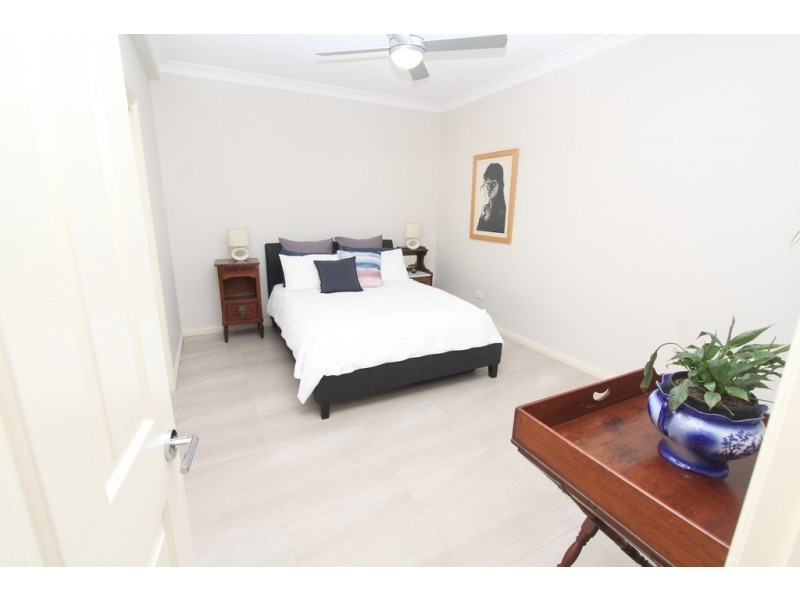 60 Drysdale Cresent, Brookfield QLD 4069