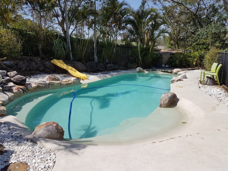 60 Drysdale Cresent, Brookfield QLD 4069