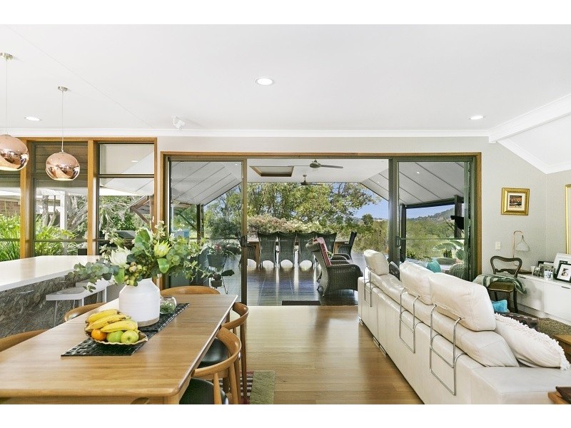 170 Boscombe Road, Brookfield QLD 4069