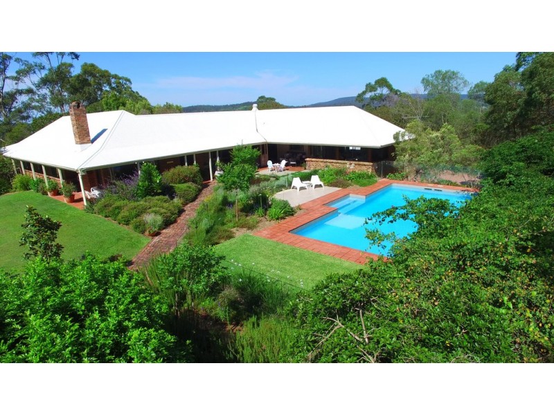 170 Boscombe Road, Brookfield QLD 4069