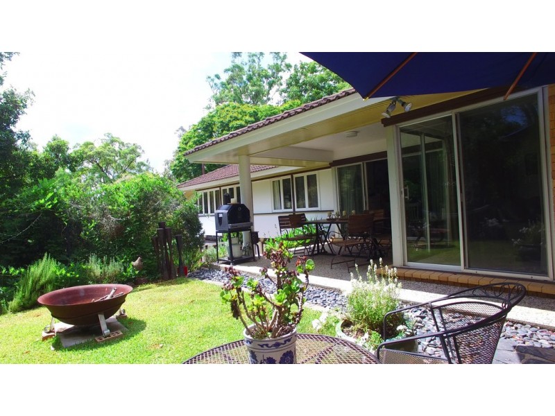 45 Deerhurst Road, Brookfield QLD 4069