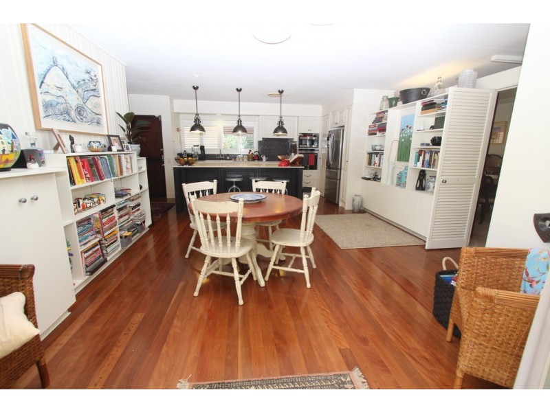 45 Deerhurst Road, Brookfield QLD 4069