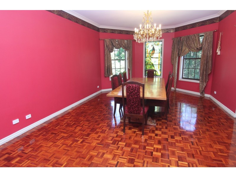 277 Gold Creek Road, Brookfield QLD 4069