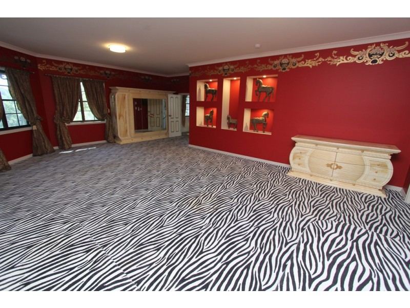 277 Gold Creek Road, Brookfield QLD 4069