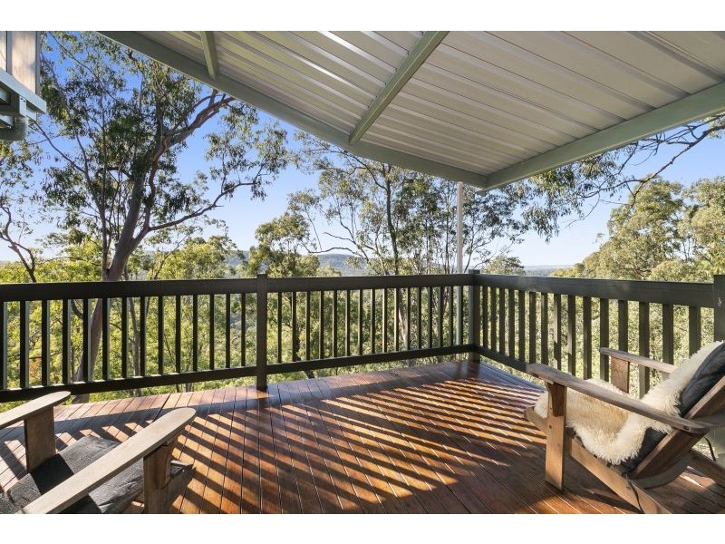 351 Boscombe Road, Brookfield QLD 4069