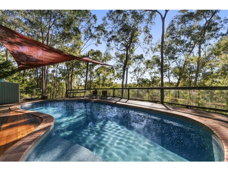 351 Boscombe Road, Brookfield QLD 4069