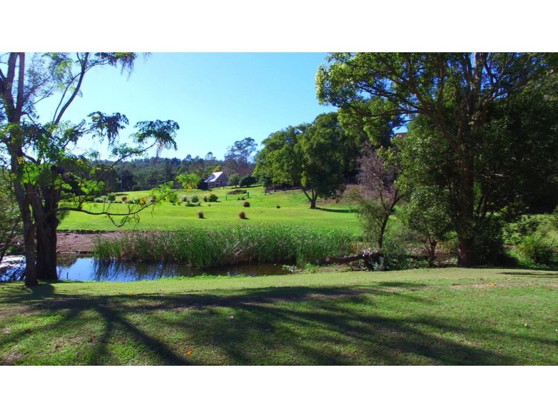 130 Gold Creek Road, Brookfield QLD 4069