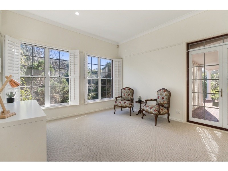 130 Gold Creek Road, Brookfield QLD 4069