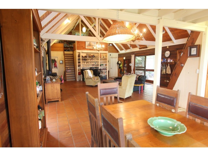 Upper Brookfield QLD 4069