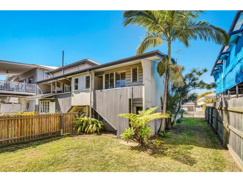 74 Kent Road, Wooloowin QLD 4030