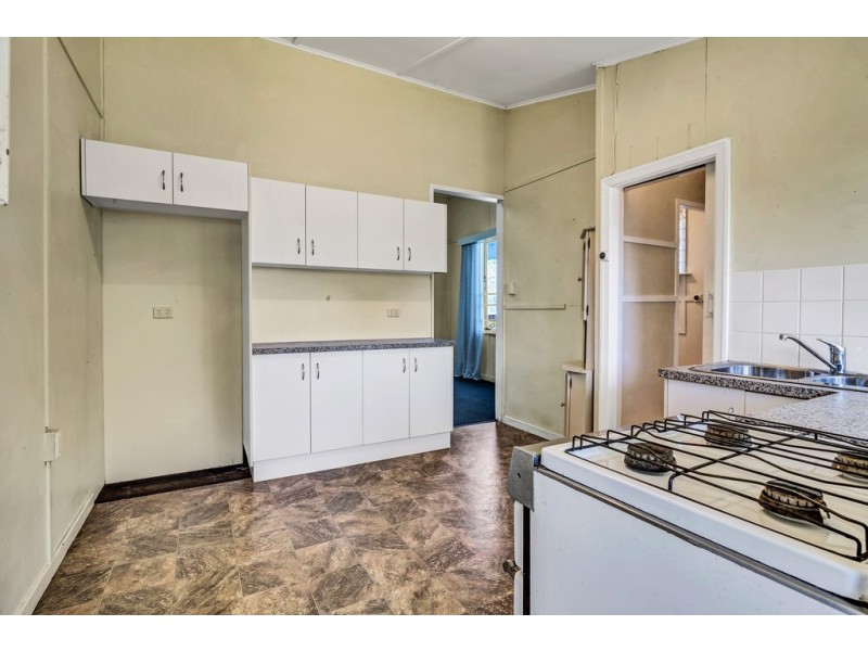 74 Kent Road, Wooloowin QLD 4030