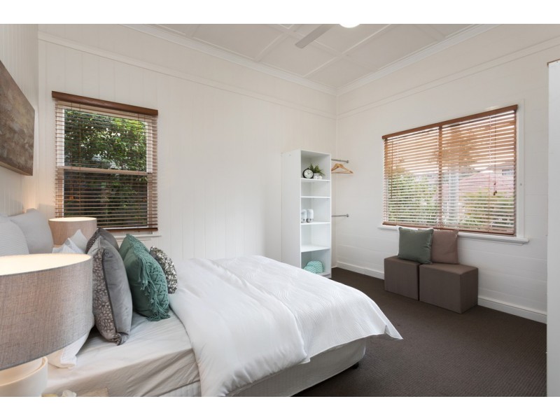 10 HALL STREET, Paddington QLD 4064