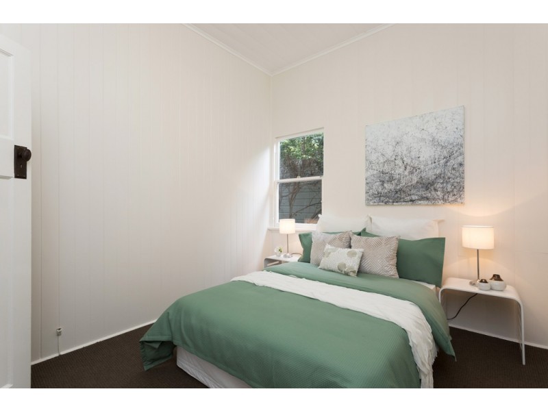 10 HALL STREET, Paddington QLD 4064