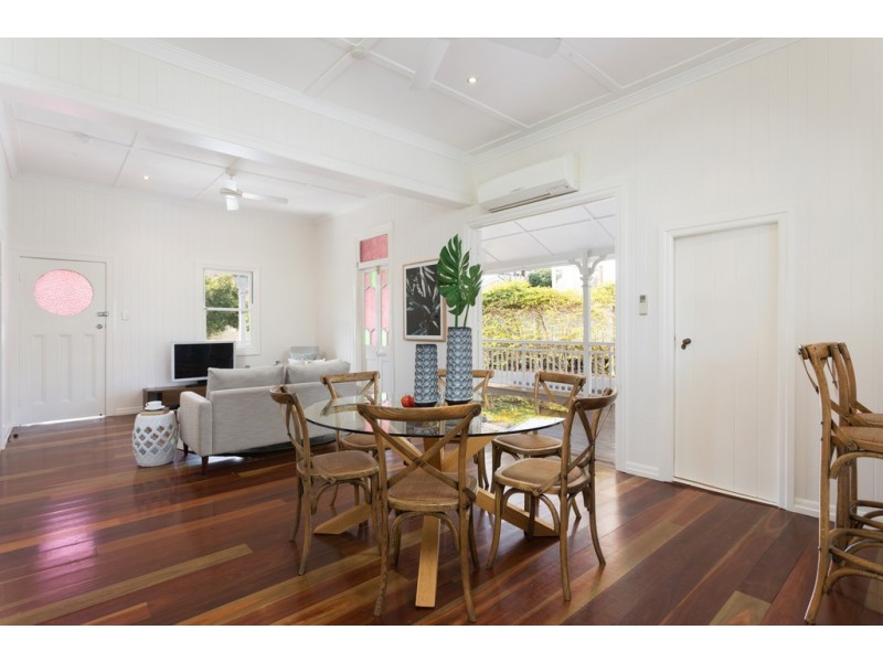 10 HALL STREET, Paddington QLD 4064