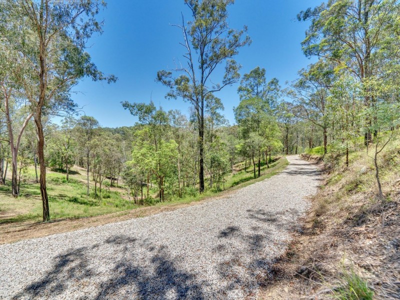 366 Haven Road, Upper Brookfield QLD 4069