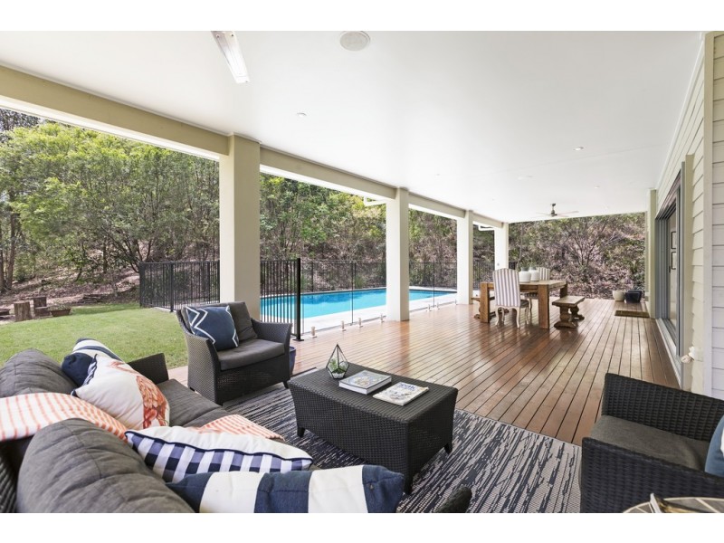 108 Boscombe Road, Brookfield QLD 4069