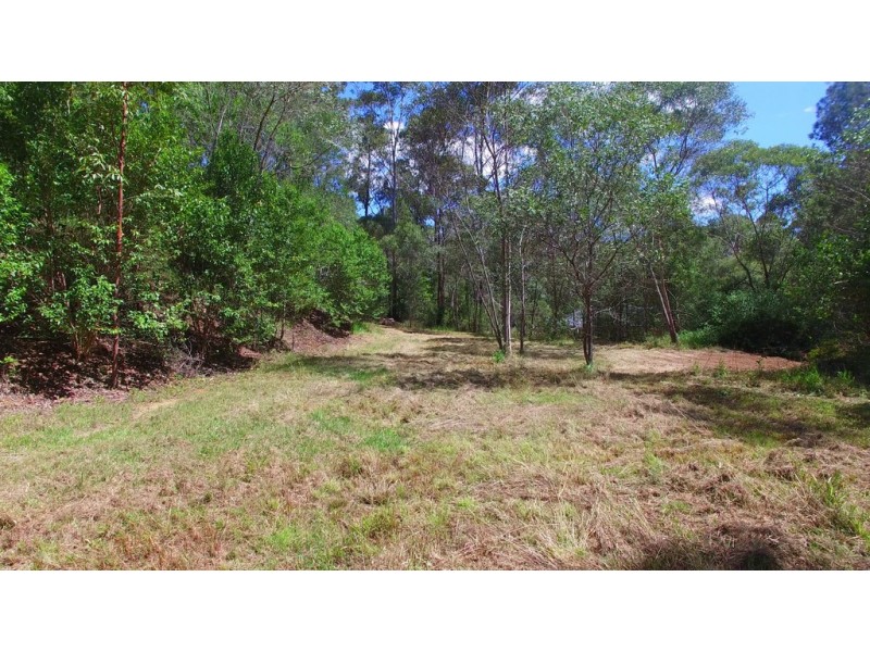 108 Boscombe Road, Brookfield QLD 4069
