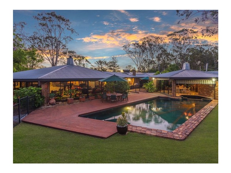 75 Huntingdale Street, Pullenvale QLD 4069