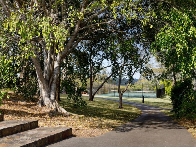 75 Huntingdale Street, Pullenvale QLD 4069