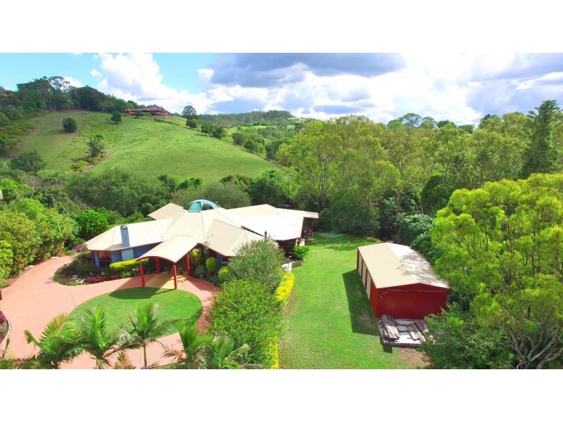 54 Corniche Place, Brookfield QLD 4069